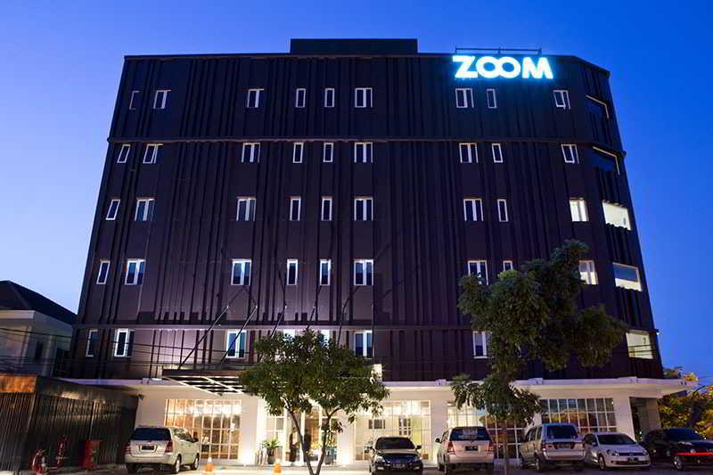 Zoom Smart Hotel Jemursari Sorabaya Extérieur photo