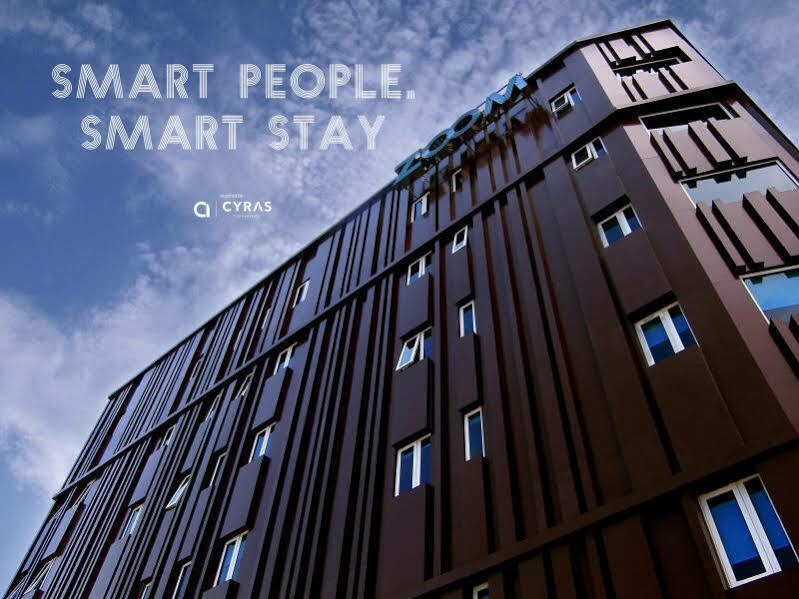 Zoom Smart Hotel Jemursari Sorabaya Extérieur photo